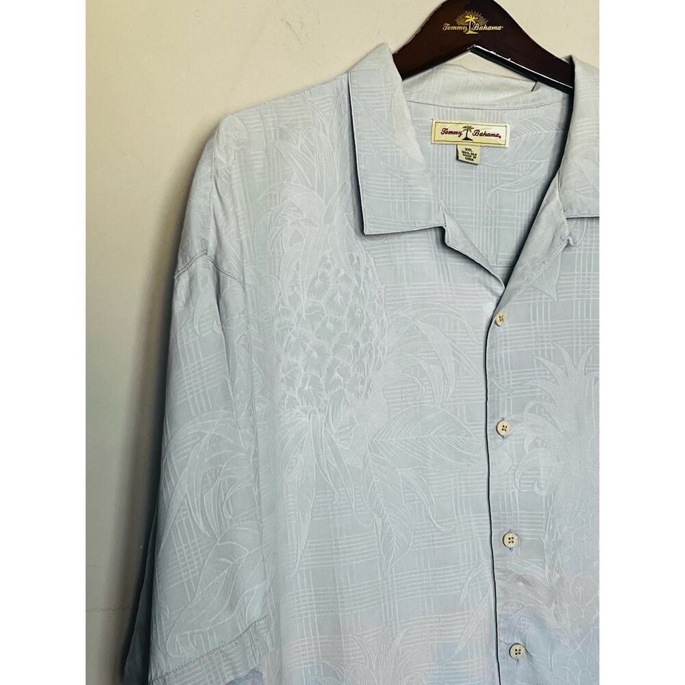 TOMMY BAHAMA DUSTY LT BLUE TEXTURED SAME COLOR FLORAL SILK SHIRT SIZE XXL
